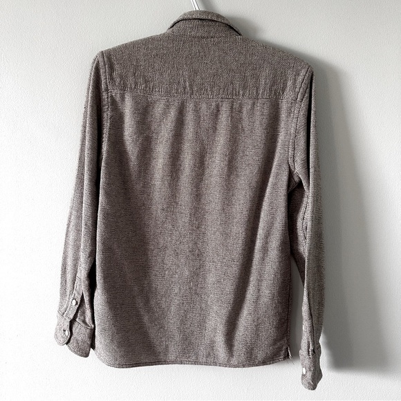 Button-Up Shirt - Picture 7 of 9